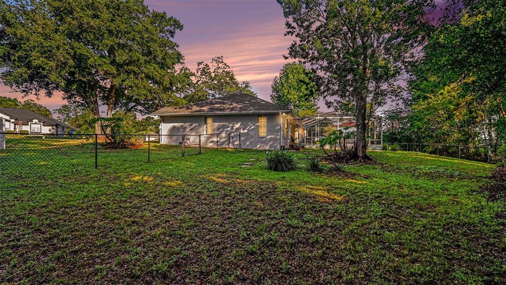 6607 Southeast 11th Loop Ocala, FL 34472 - Photo 3 of 40