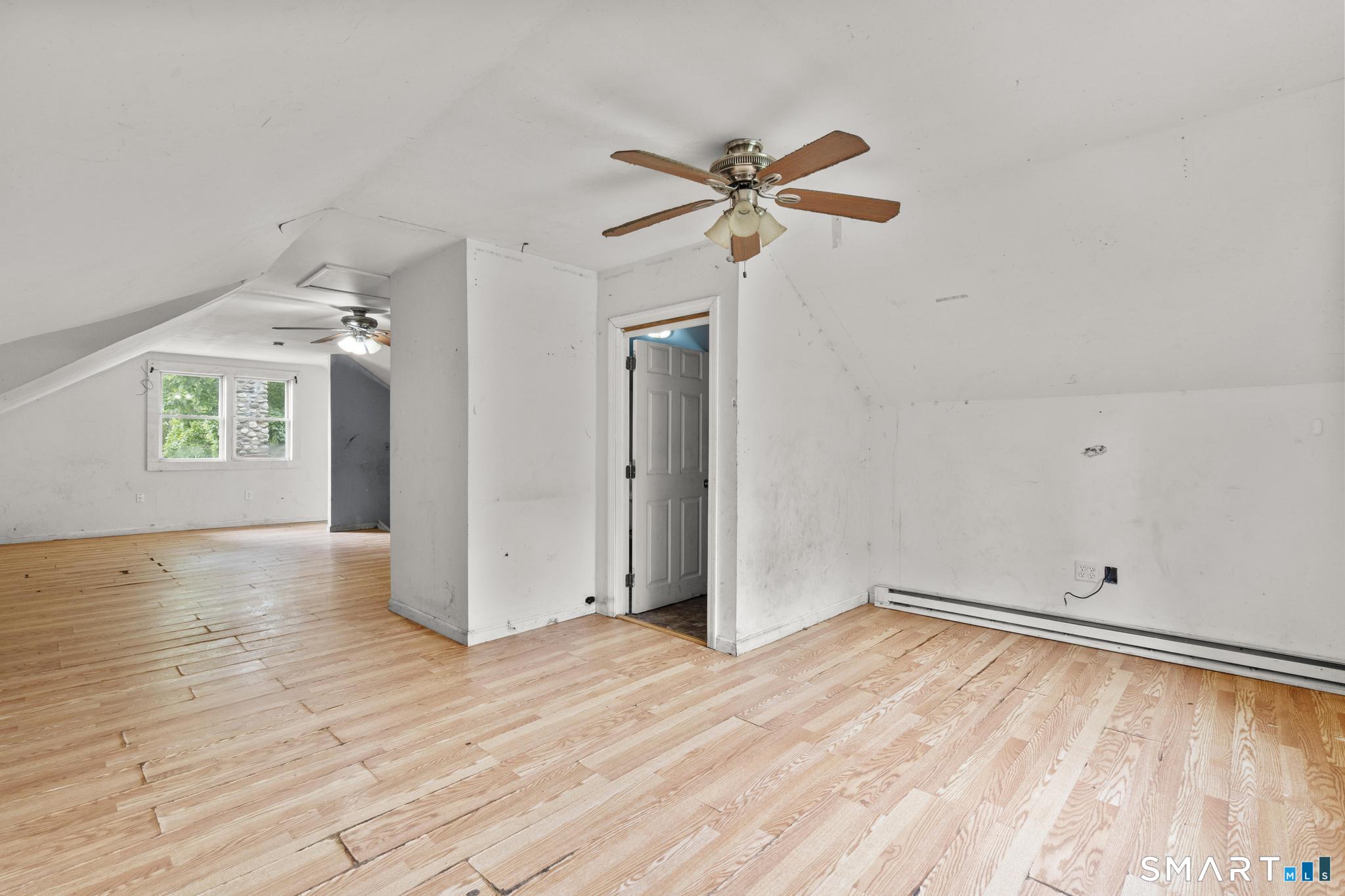 663 White Plains Road Trumbull, CT 06611 - Photo 28 of 32