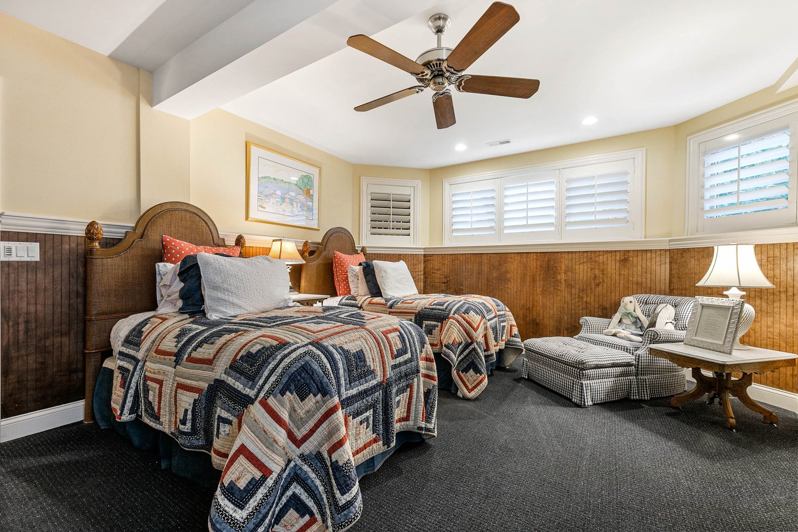 992 Sylvan Circle Naperville, IL 60540 - Photo 28 of 36 a bed room with two bed and a ceiling fan