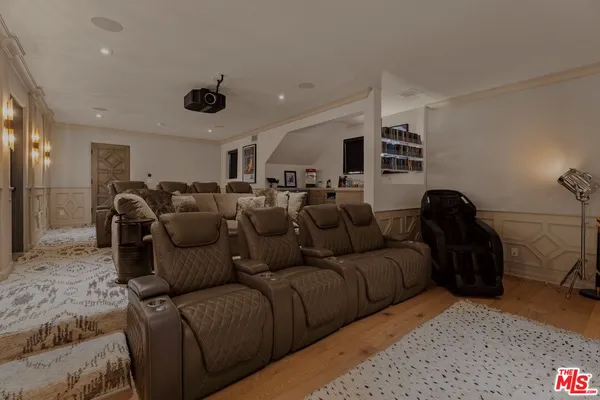 $225,000 | 8159 Hollywood Boulevard, Los Angeles, CA 90069