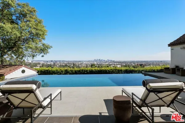 $225,000 | 8159 Hollywood Boulevard, Los Angeles, CA 90069