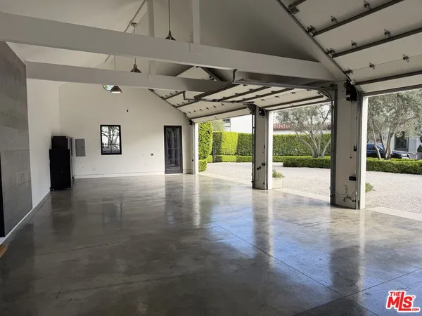 $225,000 | 8159 Hollywood Boulevard, Los Angeles, CA 90069