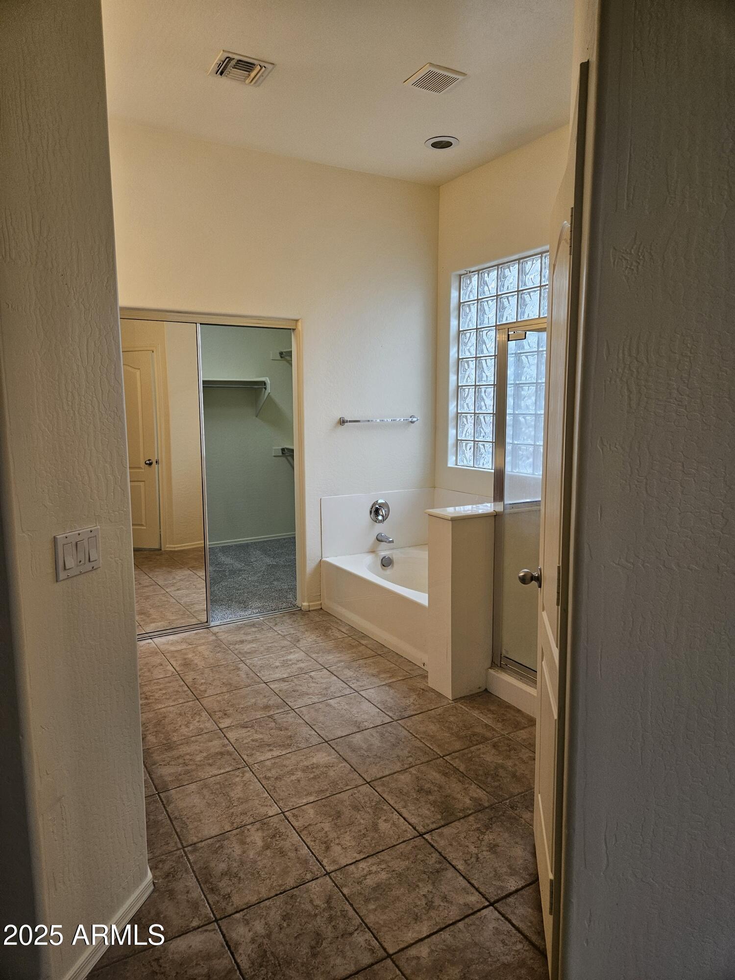 4692 South Calico Road Gilbert, AZ 85297 - Photo 11 of 29