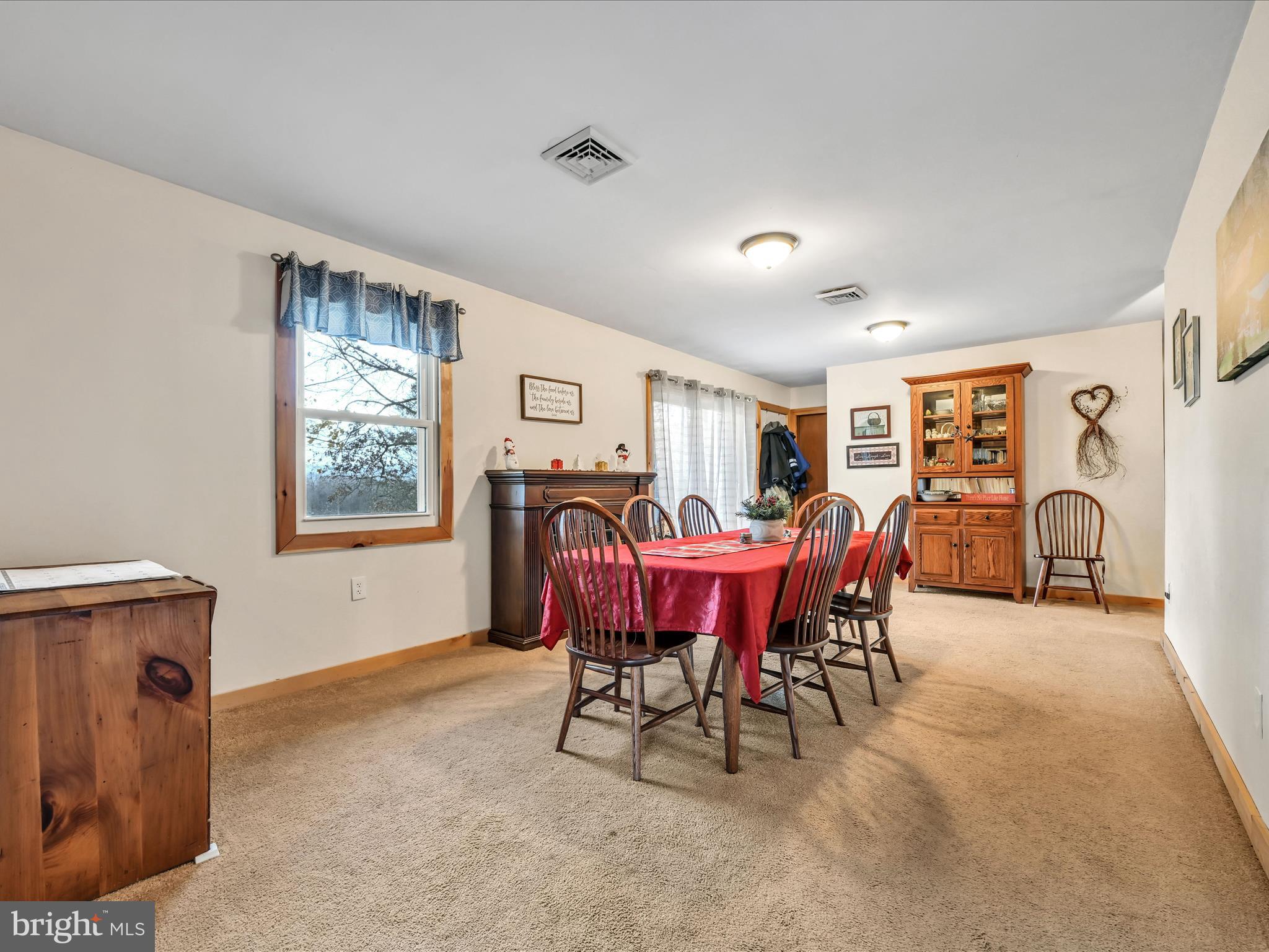 4 Ferebees Road Pine Grove, PA 17963 - Photo 16 of 35 Dining Room