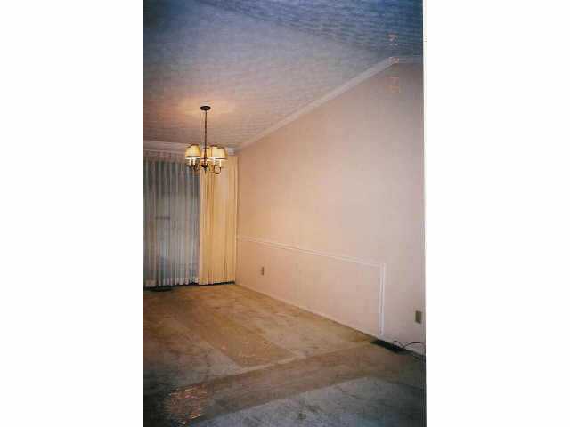 1883 Ferntree Road Columbus, OH 43219 - Photo 5 of 10