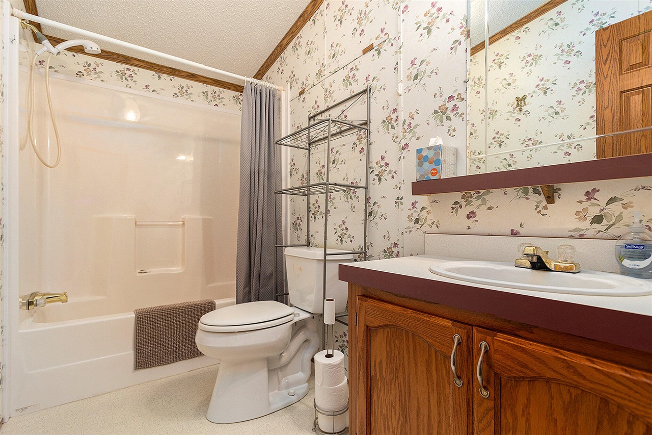 697 Tuttle Road Union City, MI 49094 - Photo 15 of 29