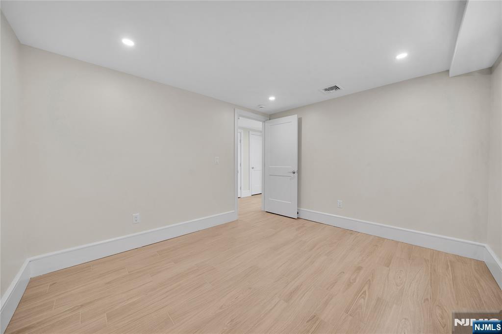 686 Probst Avenue, Unit B Fairview, NJ 07022 - Photo 26 of 28 Gallery Image 26