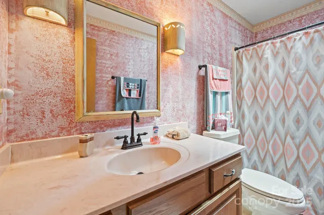 $360,000 | 45 Pinecrest Drive, Franklin, NC 28734