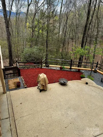 $360,000 | 45 Pinecrest Drive, Franklin, NC 28734