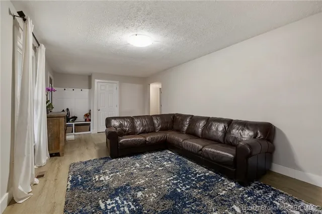 $400,000 | 470 West Whiskey Run Road Northeast, New Salisbury, IN 47161