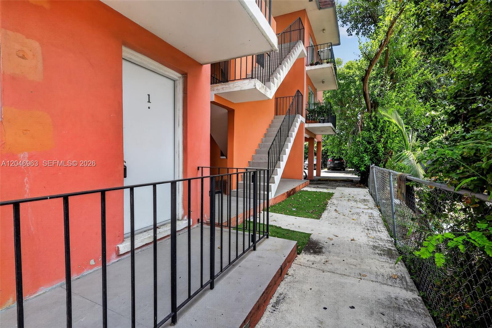 458 Southwest 9th Street, Unit 1 Miami, FL 33130 - Photo 16 of 22