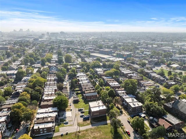 $190,000 | 4569 Oakland Avenue, St. Louis, MO 63110