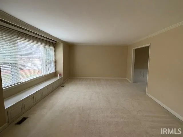 $299,900 | 1706 North Denver Drive, Marion, IN 46952