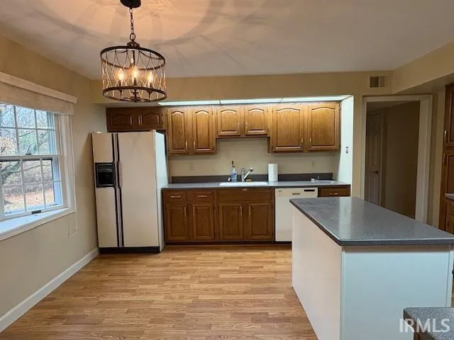 $299,900 | 1706 North Denver Drive, Marion, IN 46952