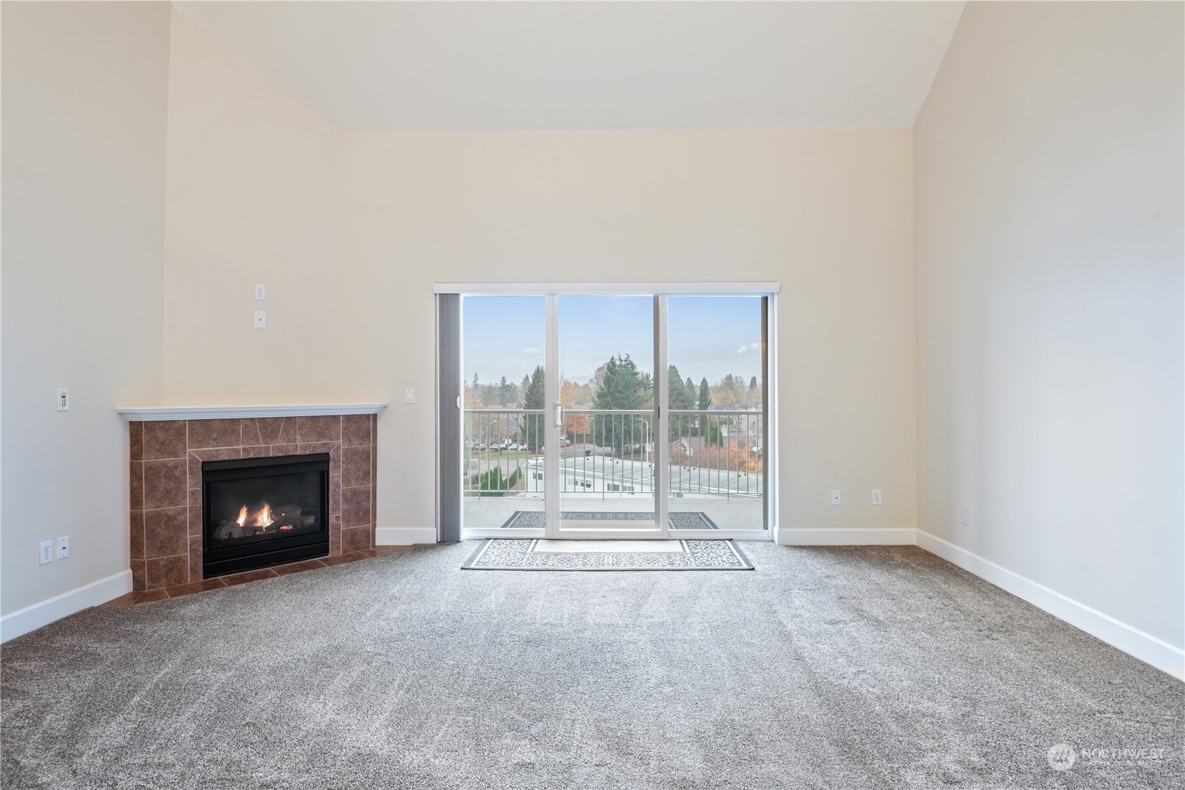 1548 River Road, Unit 408 Longview, WA 98632 - Photo 3 of 30 Gallery Image 3