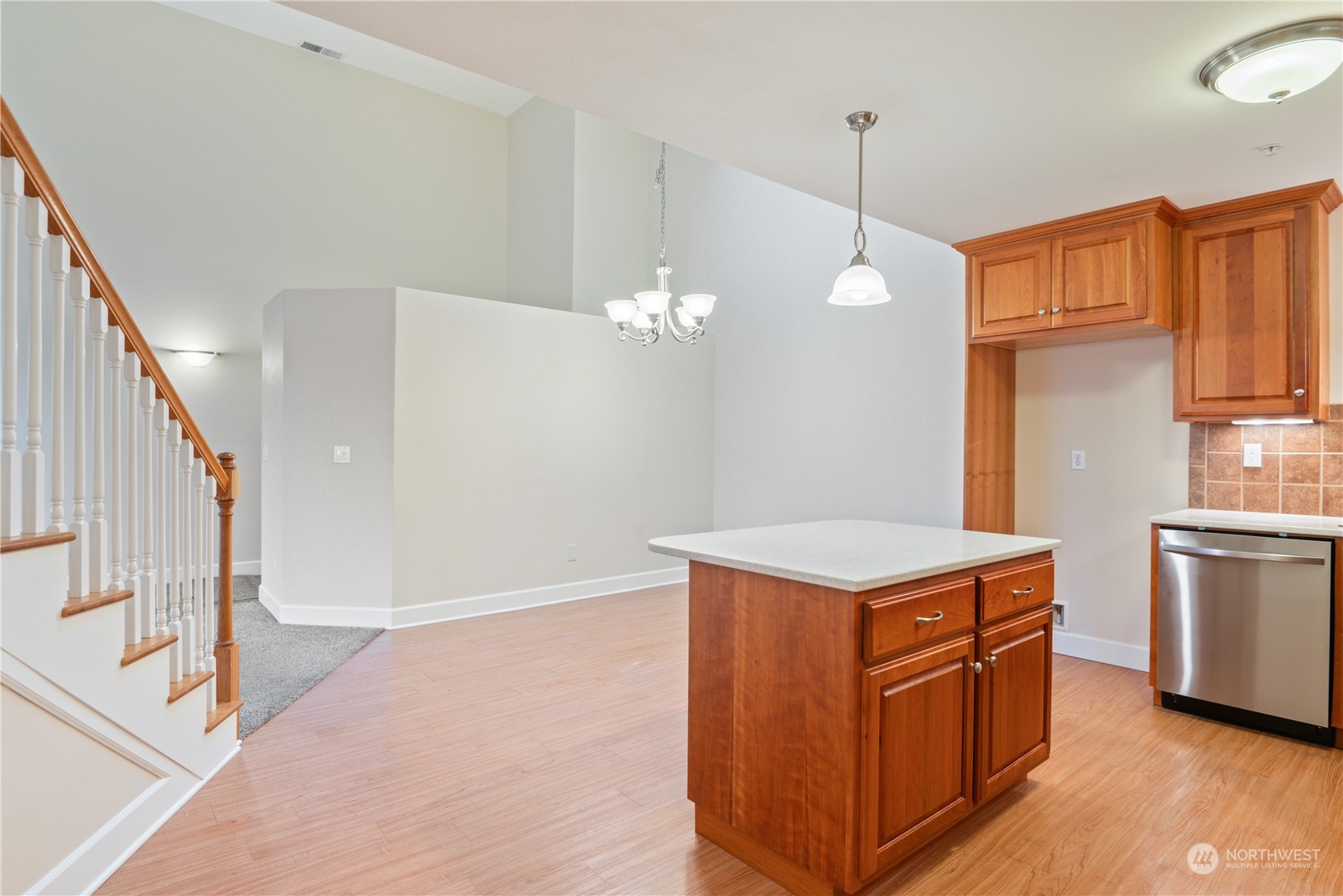 1548 River Road, Unit 408 Longview, WA 98632 - Photo 9 of 30 Gallery Image 9