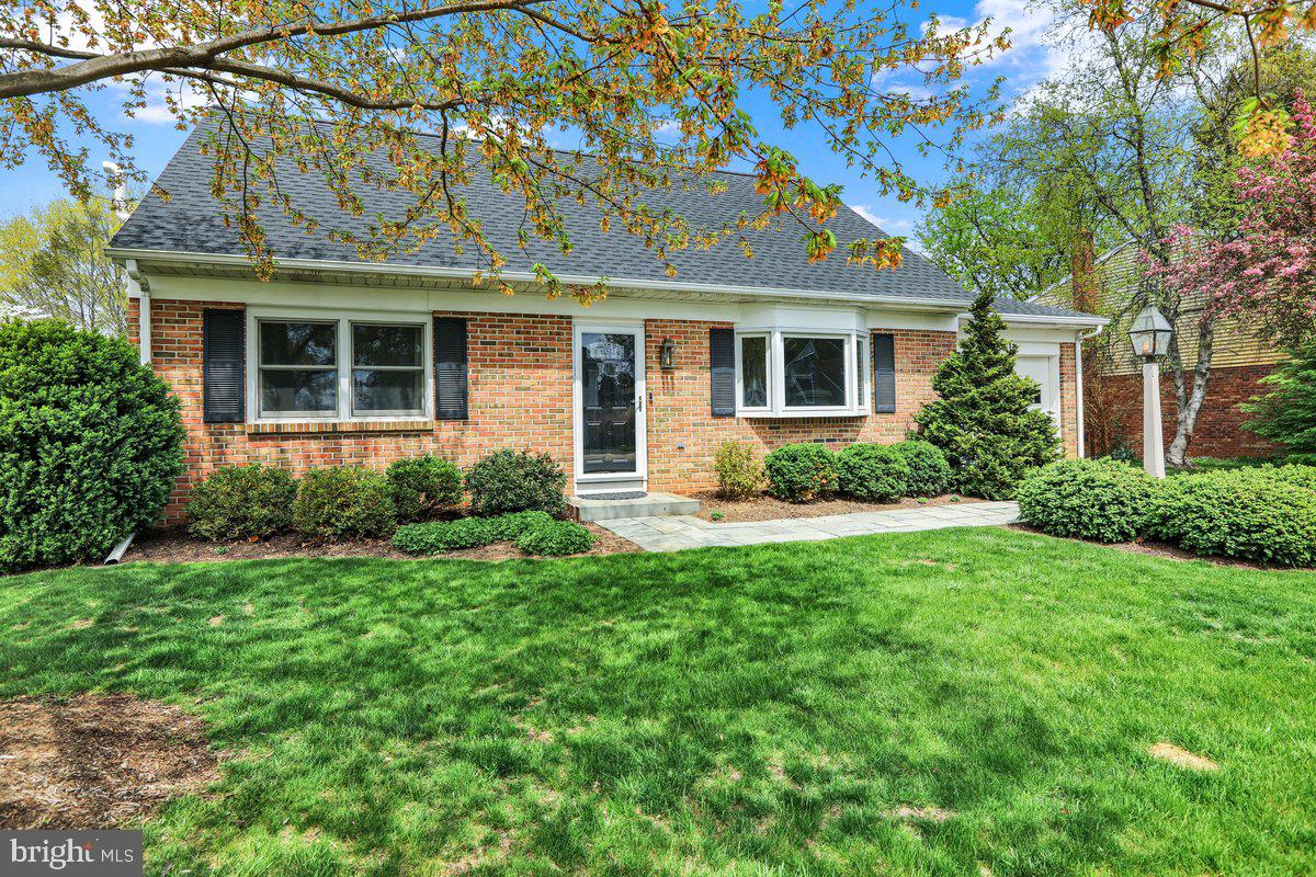 521 Hummingbird Drive Lititz, PA 17543 - Photo 4 of 38 a front view of a house with a yard and porch