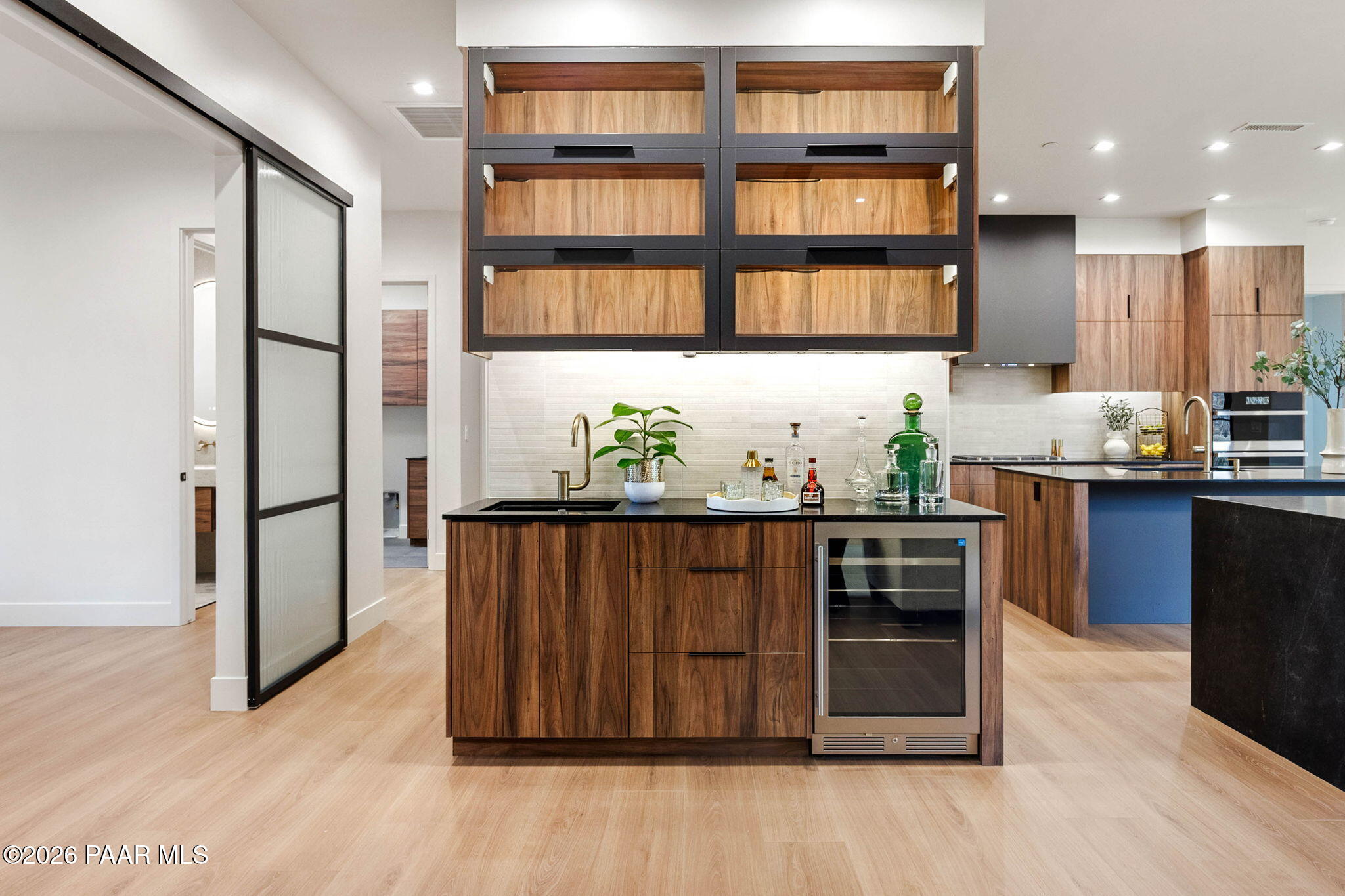 125 Rotonda Way Prescott, AZ 86301 - Photo 12 of 43 12-Wet Bar