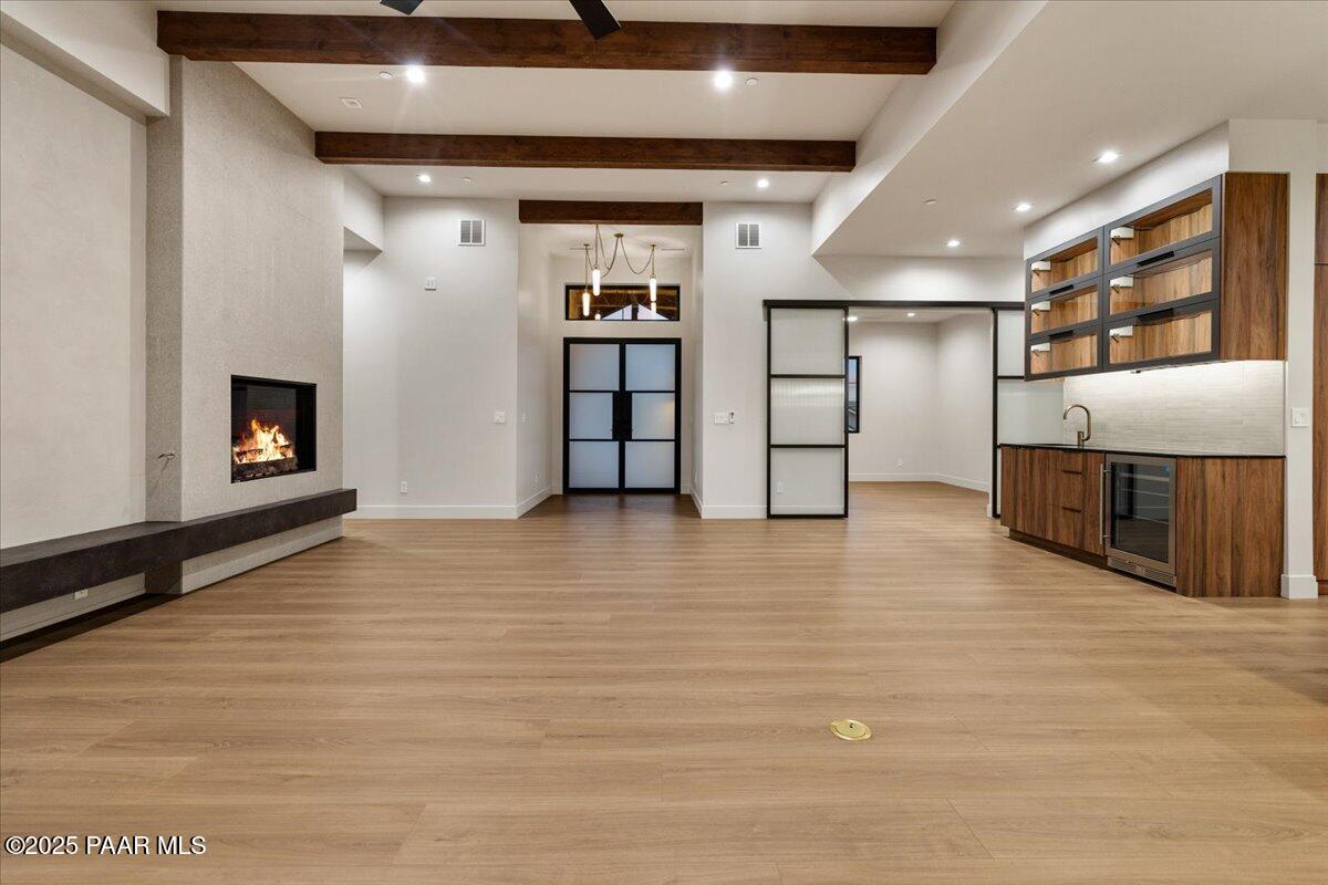 125 Rotonda Way Prescott, AZ 86301 - Photo 8 of 38 08-Living Room