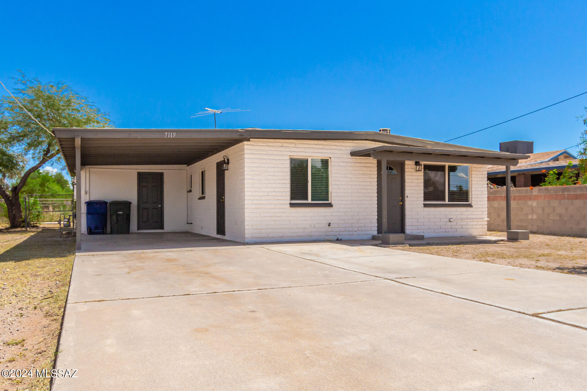 7119 South Missiondale Road Tucson, AZ 85756 - Photo 3 of 34 Gallery Image 3