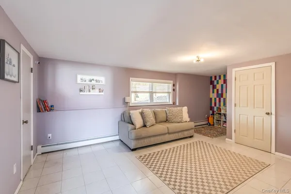 $549,900 | 6 Lenny Court, Wappingers Falls, NY 12590