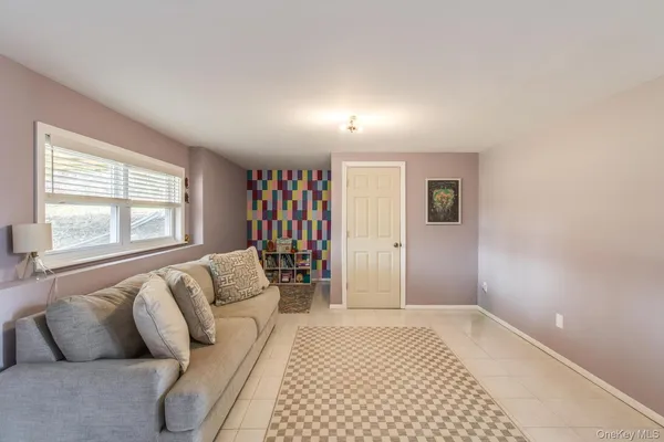 $549,900 | 6 Lenny Court, Wappingers Falls, NY 12590