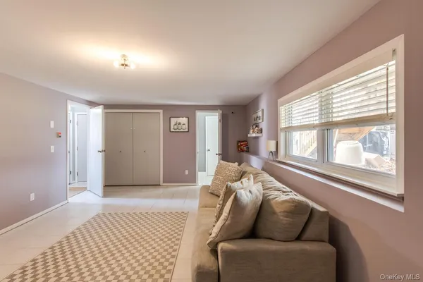 $549,900 | 6 Lenny Court, Wappingers Falls, NY 12590