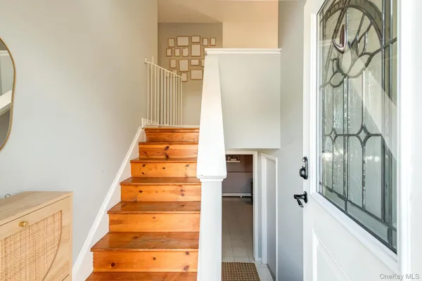 $549,900 | 6 Lenny Court, Wappingers Falls, NY 12590