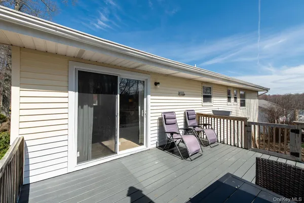 $549,900 | 6 Lenny Court, Wappingers Falls, NY 12590