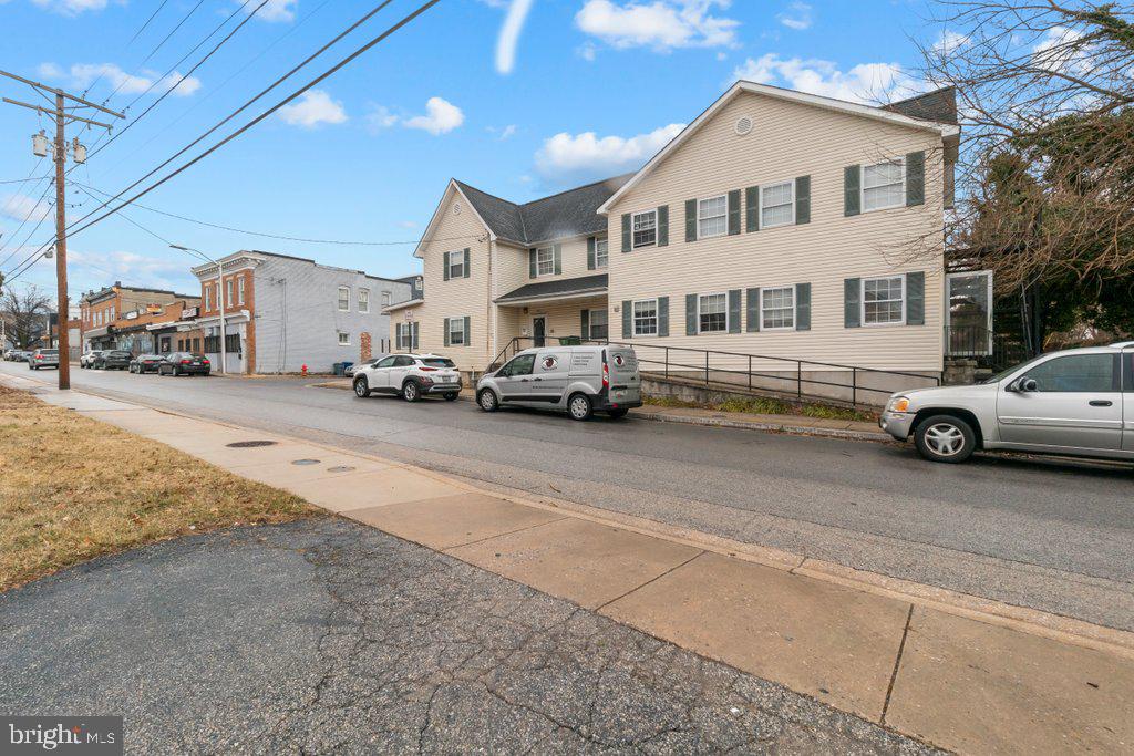 3921 Old York Road Baltimore, MD 21218 - Photo 3 of 23