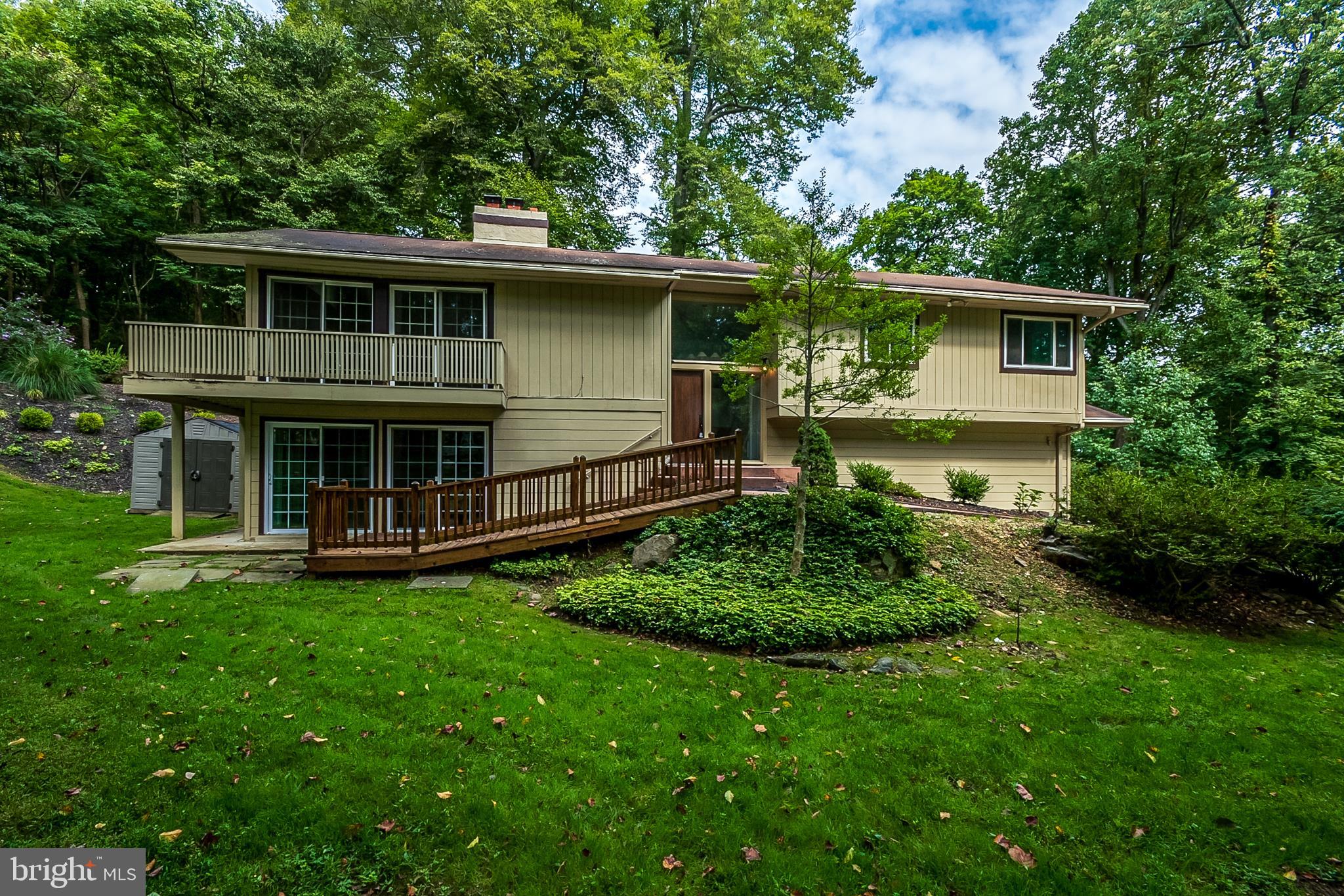 208 Hansell Road Newtown Square, PA 19073 - Photo 1 of 42
