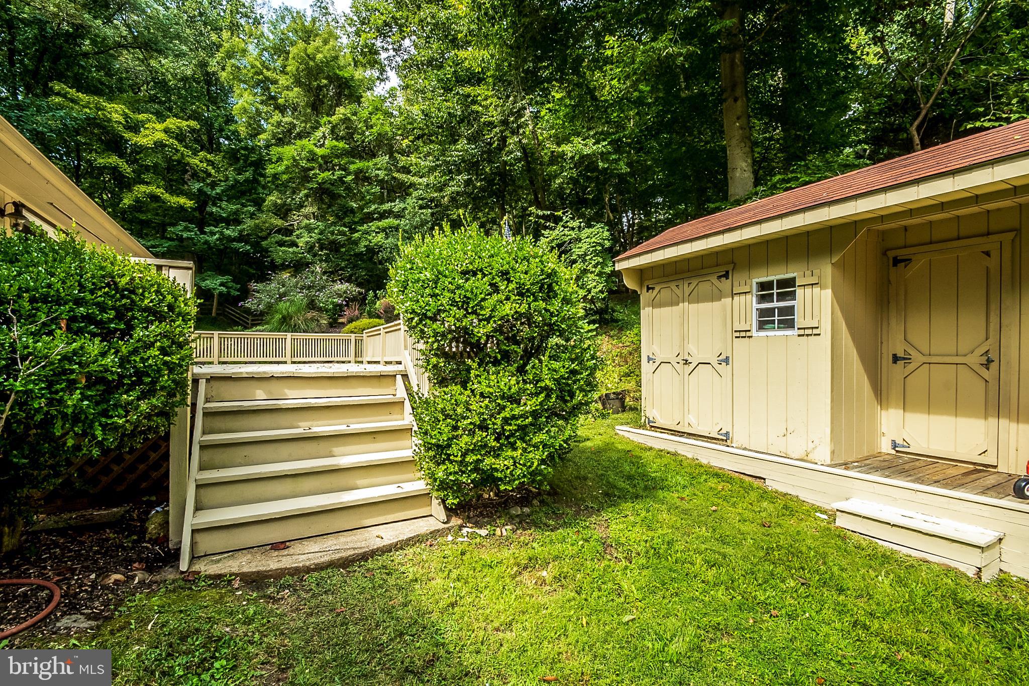 208 Hansell Road Newtown Square, PA 19073 - Photo 37 of 42