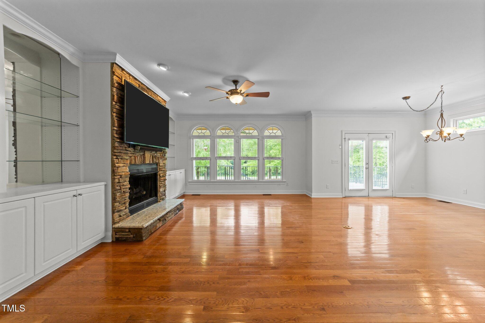 12217 Beestone Lane Raleigh, NC 27614 - Photo 13 of 48 Family Room
