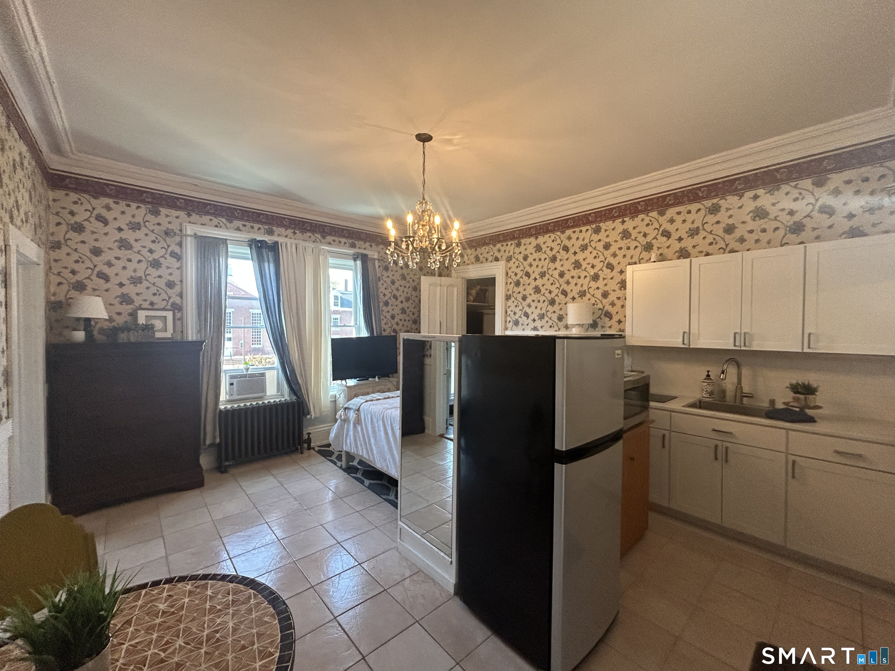 40 Franklin Street, Unit 8 New London, CT 06320 - Photo 3 of 9