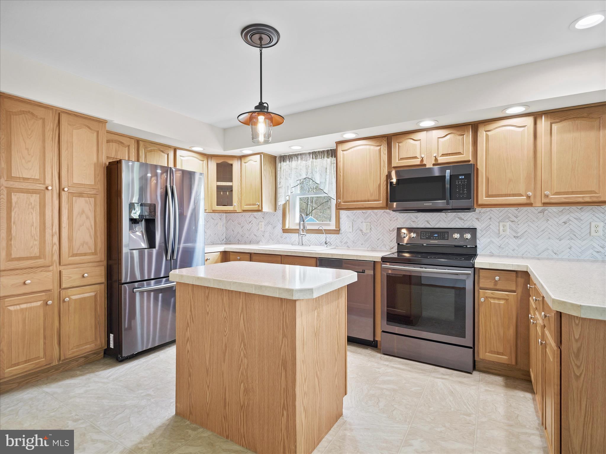 12708 Cold Springs Road Waynesboro, PA 17268 - Photo 14 of 42 Gallery Image 14