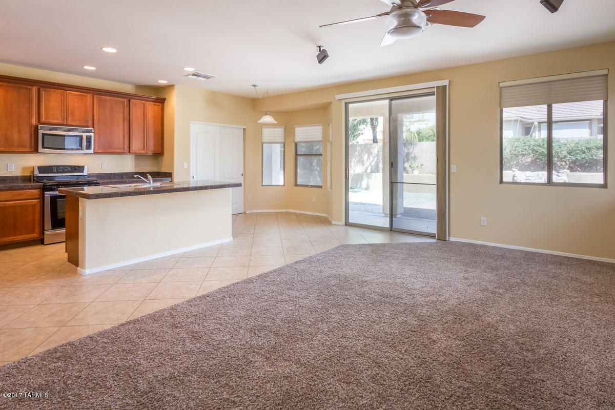 1182 West Rodriguez Road Tucson, AZ 85755 - Photo 8 of 28