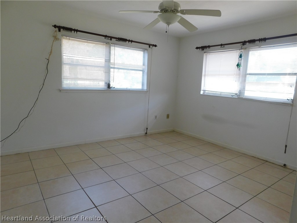 112 Pinehurst Road Sebring, FL 33870 - Photo 9 of 16 Gallery Image 9