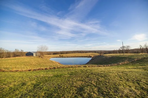 $515,000 | 24624 T Highway, Milan, MO 63556