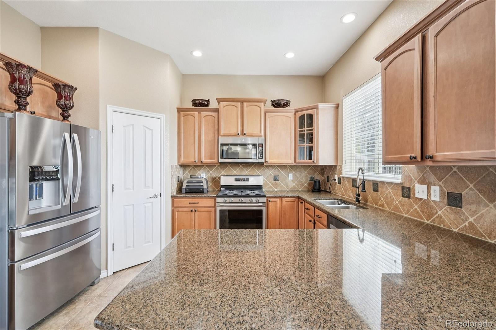 10916 Towerbridge Road Highlands Ranch, CO 80130 - Photo 10 of 46 Gallery Image 10
