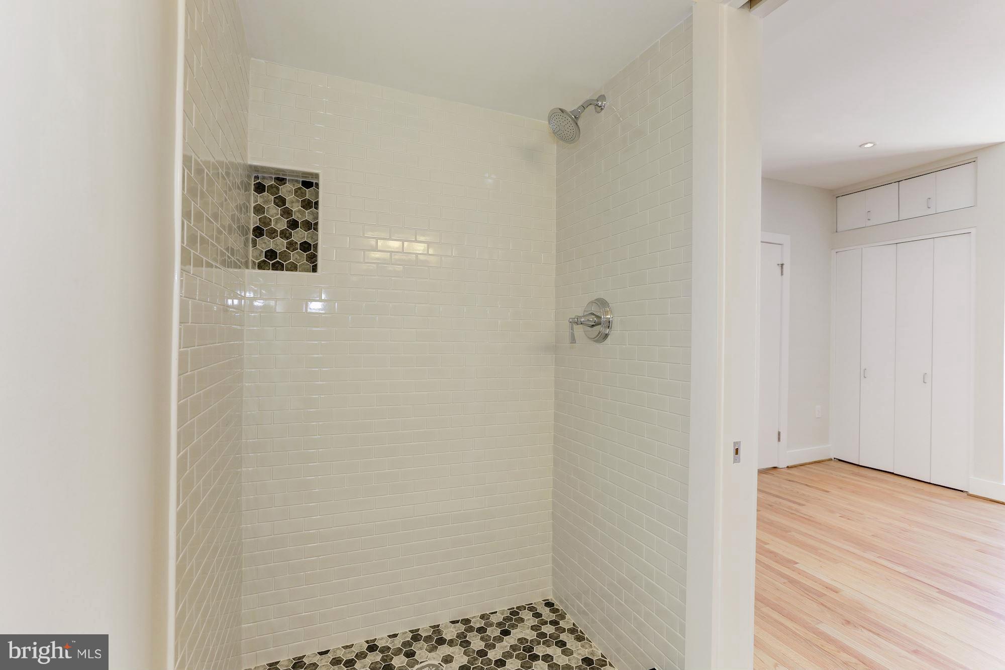 625 3rd Street Northeast, Unit 4 Washington, DC 20002 - Photo 22 of 30 Bath