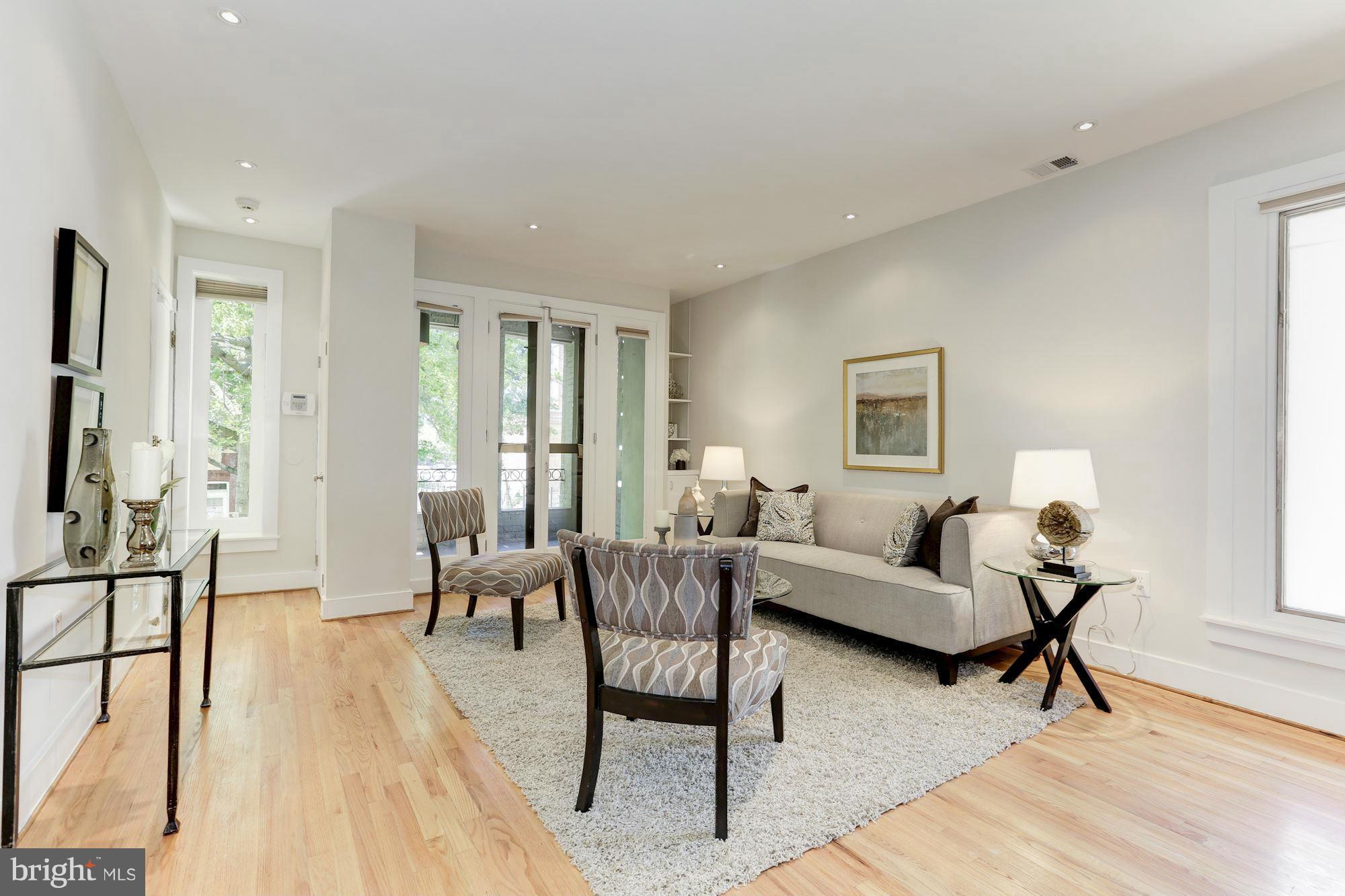 625 3rd Street Northeast, Unit 4 Washington, DC 20002 - Photo 5 of 30 Living Room