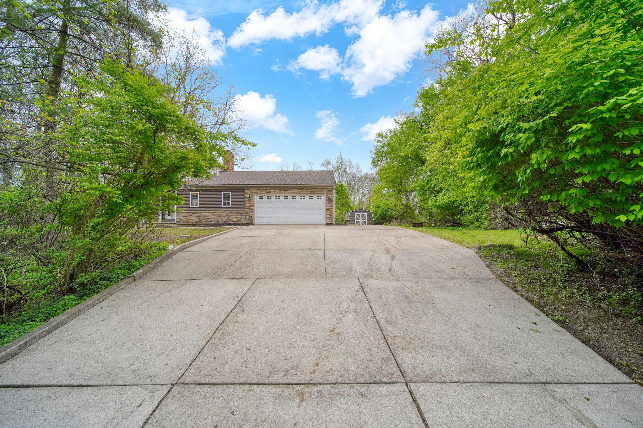 2755 Robinson Road Jackson, MI 49203 - Photo 4 of 62 4