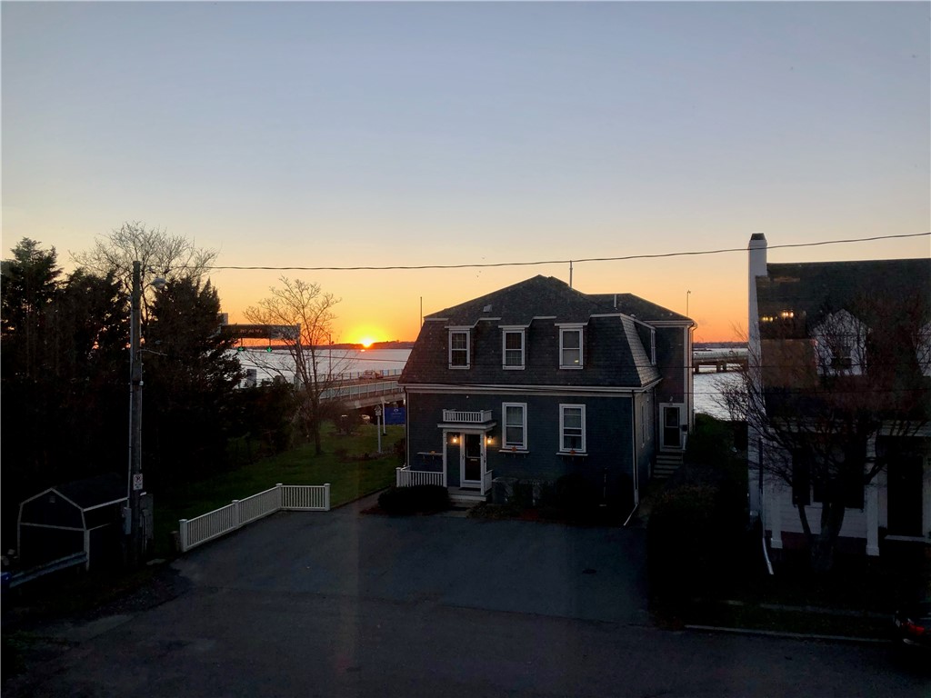 31 Bayside Avenue, Unit 3 Newport, RI 02840 - Photo 11 of 11