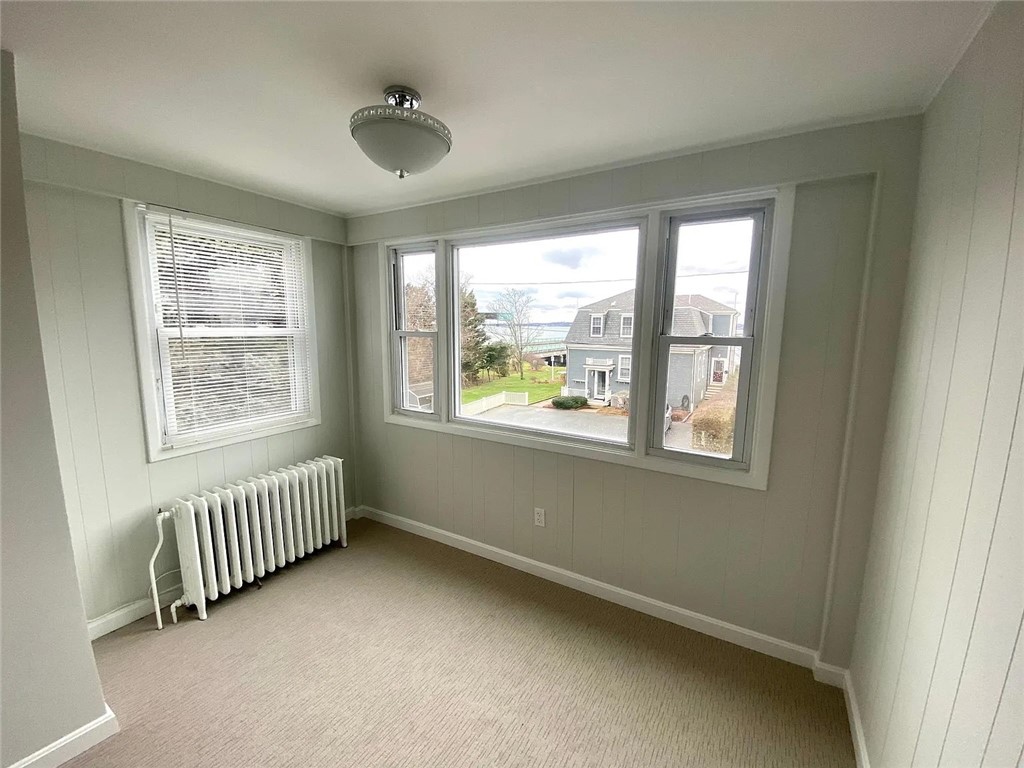 31 Bayside Avenue, Unit 3 Newport, RI 02840 - Photo 5 of 11