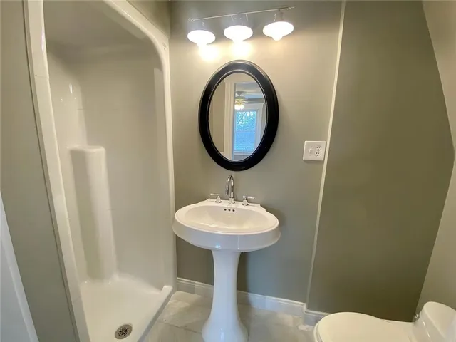 $1,800 | 31 Bayside Avenue, Unit 3, Newport, RI 02840