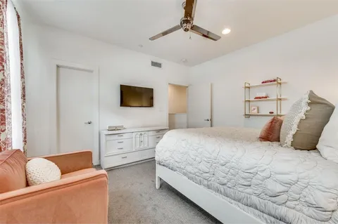 $599,000 | 5706 Lindell Avenue, Unit B, Dallas, TX 75206