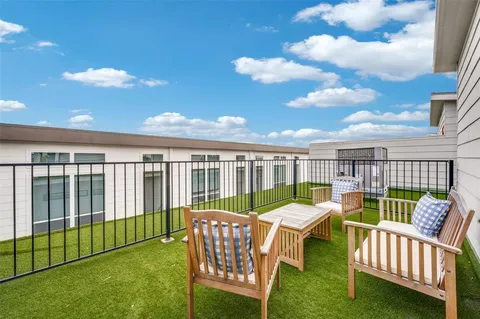 $599,000 | 5706 Lindell Avenue, Unit B, Dallas, TX 75206