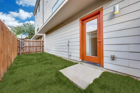 $599,000 | 5706 Lindell Avenue, Unit B, Dallas, TX 75206