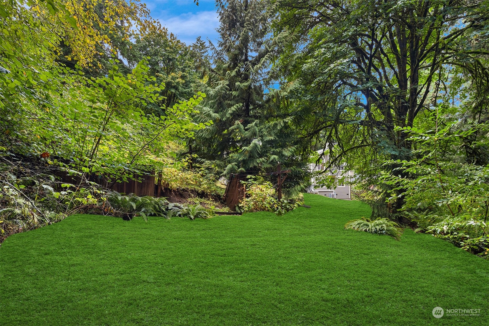8218 Hansen Road Northeast Bainbridge Island, WA 98110 - Photo 33 of 34 Gallery Image 33
