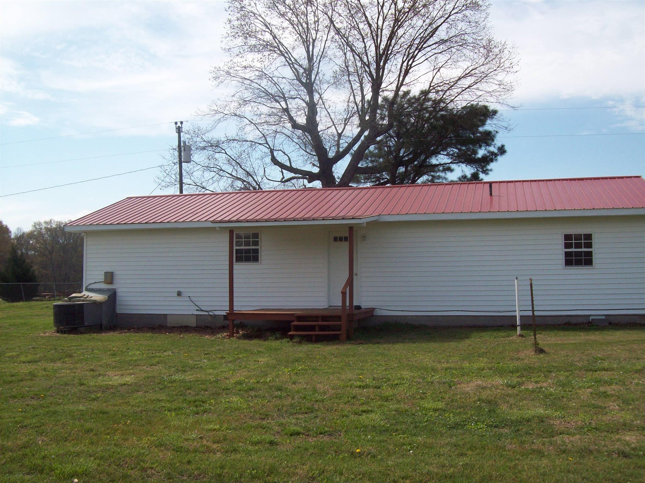 1237 U T Farm Road Tullahoma, TN 37388 - Photo 18 of 20 Gallery Image 18